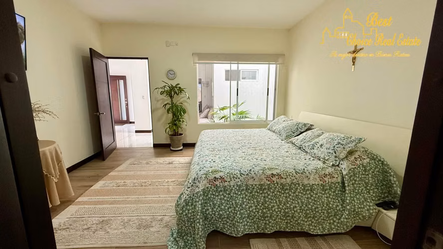 Venta de casa en Escazú Guachipelín- Una planta con piscina propia, en Condominio ¡REBAJADA! - Imagen 11