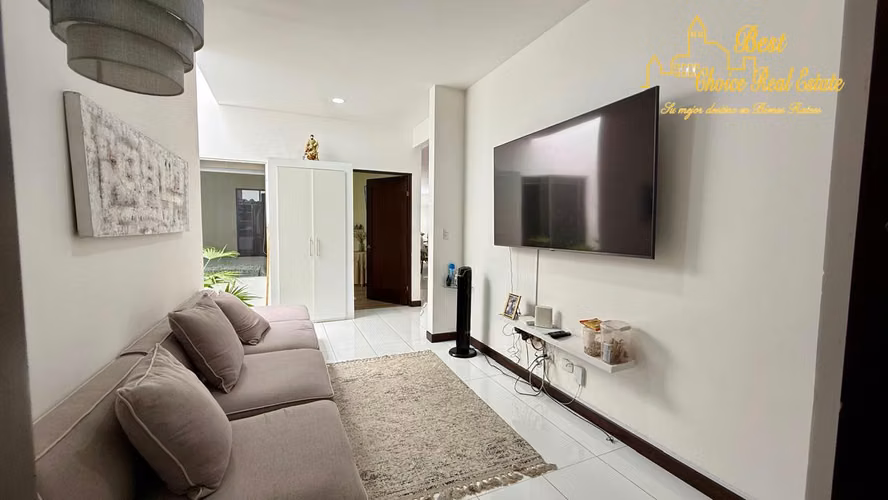 Venta de casa en Escazú Guachipelín- Una planta con piscina propia, en Condominio ¡REBAJADA! - Imagen 8