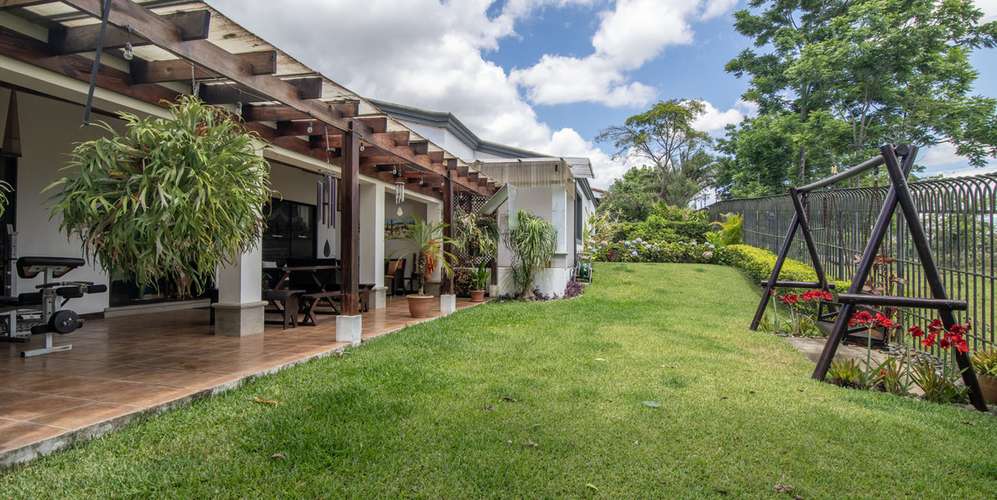 Casa 3 habs en La Unión Cartago - Condominio Lakota - Jacuzzi y - Imagen 1