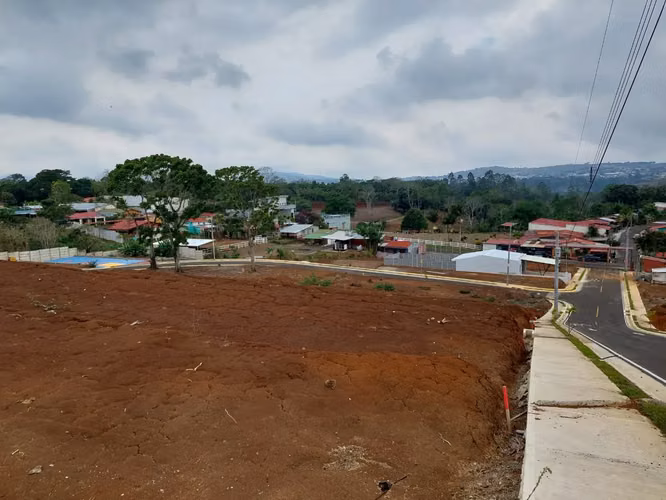 Terreno en venta en San Isidro, San Ramon - Imagen 3