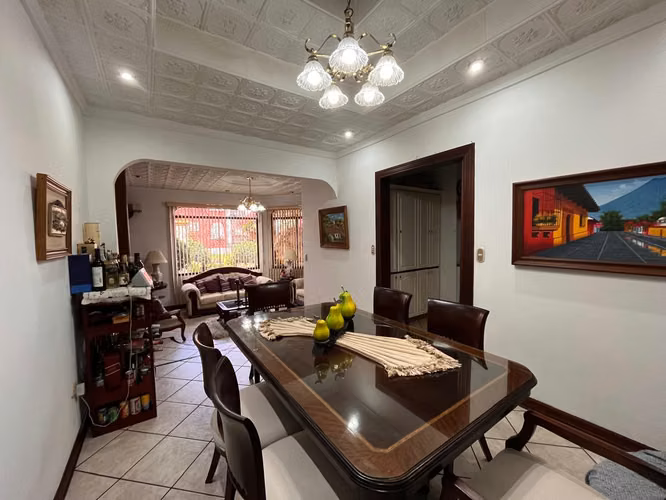 Casa en Venta Guayabos de Curridabat UNA PLANTA