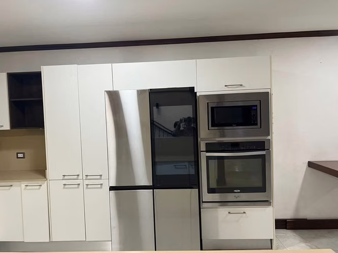 Alquila o se vende casa independiente con uso suelo comercial y RECIDENCIAL sabana Sur por el am pm - Imagen 7