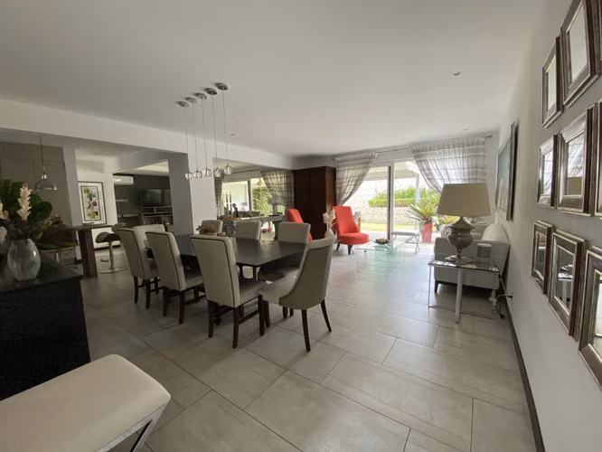 VENTA DE CASA EN CONDOMINIO EN GUACHIPELÍN DE POCAS UNIDADES - Imagen 5