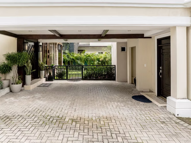 VENTA DE CASA EN CONDOMINIO CERRO ALTO