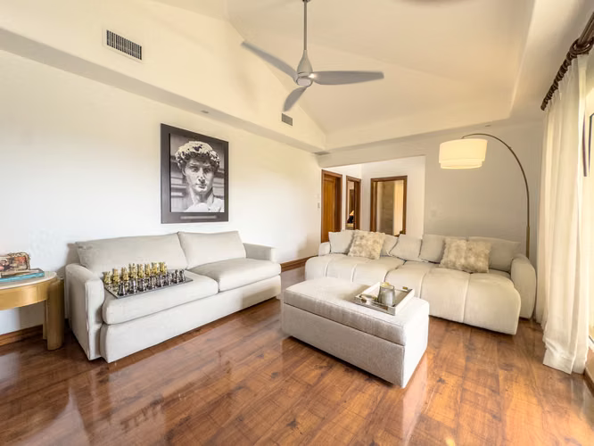 VENTA DE CASA EN CONDOMINIO CERRO ALTO