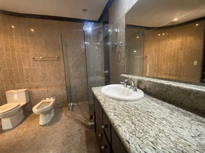APARTAMENTO EN VENTA EN CONDOMINIO RIVERSIDE - PENTHOUSE