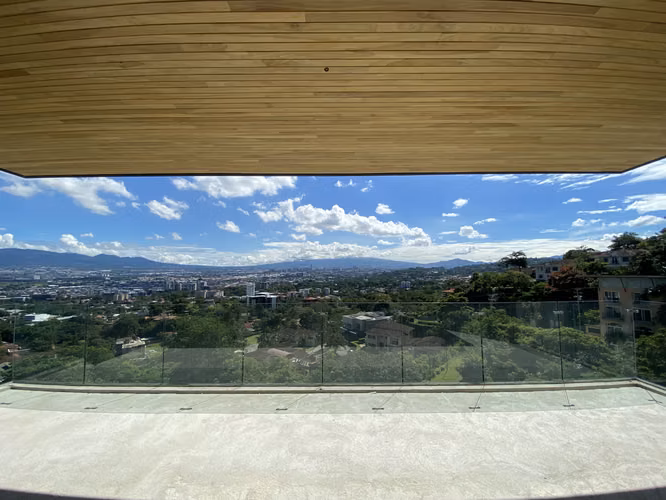 VENTA DE APARTAMENTO EN ESCAZU CON ACABADOS DE LUJO