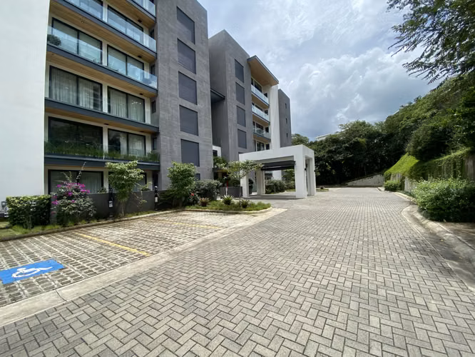 VENTA DE APARTAMENTO EN ESCAZU CON ACABADOS DE LUJO