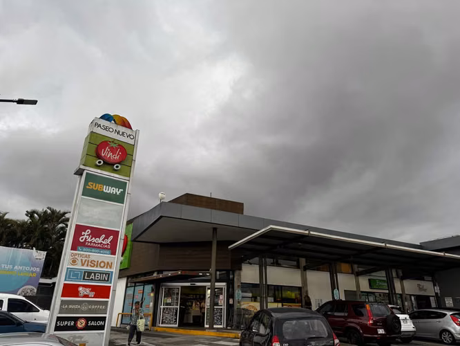 Local comercial disponible en Coronado. Paseo nuevo.