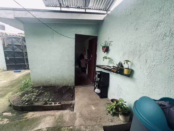 Casa por la Basílica de los Ángeles, Cartago