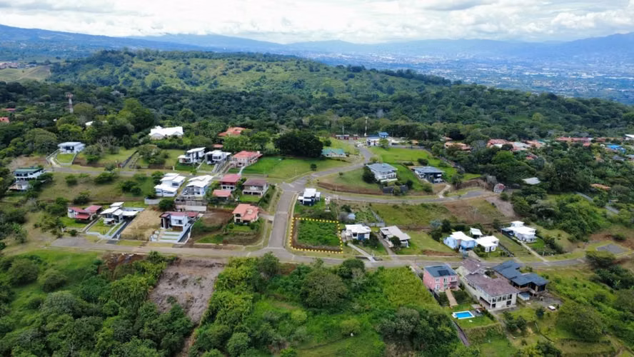 Terreno Esquinero en Venta en Condominio San Isidro de Alajuela - Imagen 5