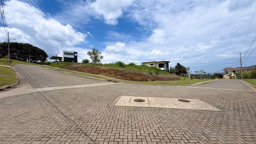 Terreno Esquinero en Venta en Condominio San Isidro de Alajuela - Imagen 10