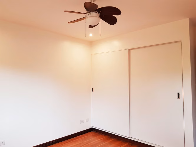 VENTA DE CASA PARA INVERSIÓN EN CONDOMINIO ALMERIA - Imagen 10