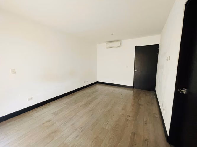 VENTA DE CASA PARA INVERSIÓN EN CONDOMINIO PARQUES DEL SOL