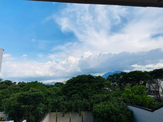 VENTA DE CASA EN RESIDENCIAL PARA INVERSIÓN - Imagen 4