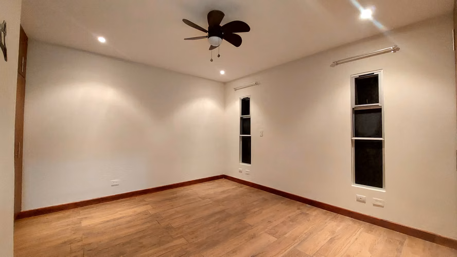 Apartamento en alquiler La Uruca - Imagen 9
