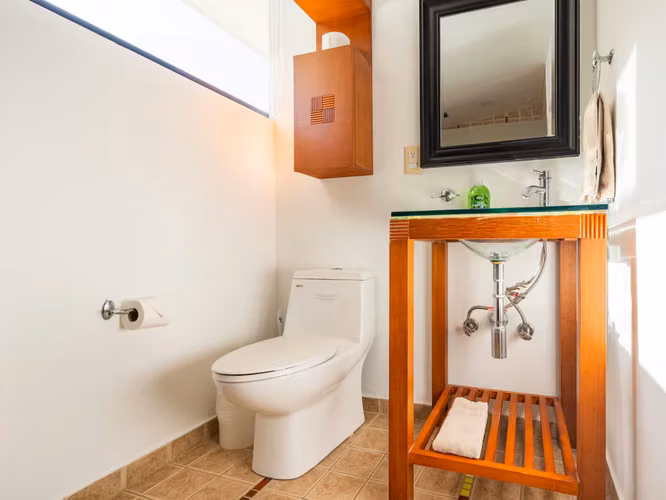 Dos casas + apartamento amueblado con potencial turístico