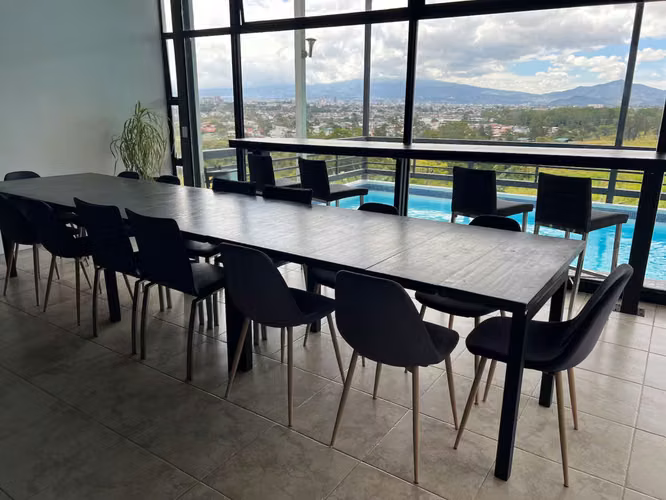 Dos casas + apartamento amueblado con potencial turístico