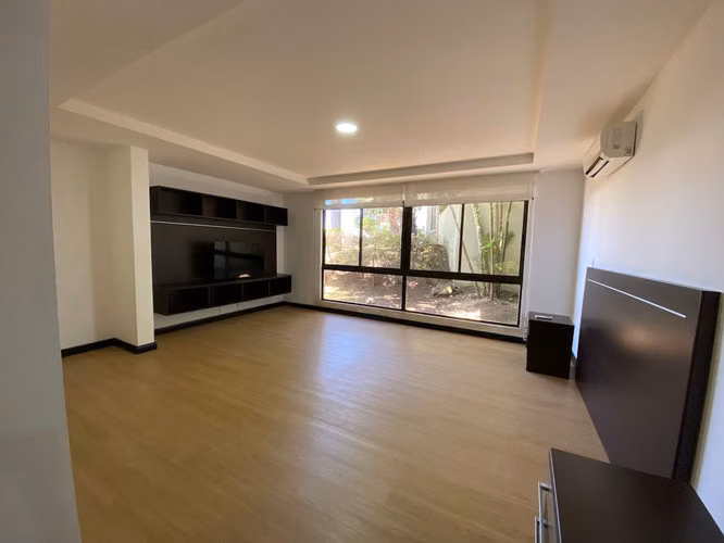 VENTA DE APARTAMENTO EN SANTA ANA PARA INVERSIÓN