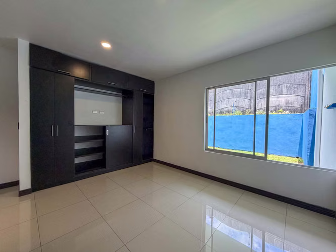 Venta de casa En Condominio Lomas De Montes De Oca