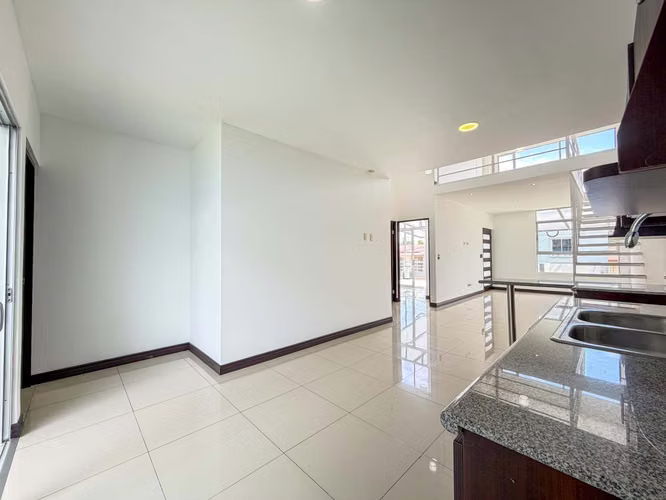 Venta de casa En Condominio Lomas De Montes De Oca