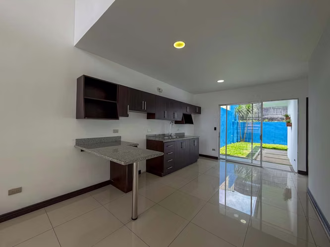 Venta de casa En Condominio Lomas De Montes De Oca
