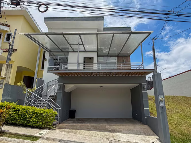 House for Sale in Lomas de Montes de Oca Condominium