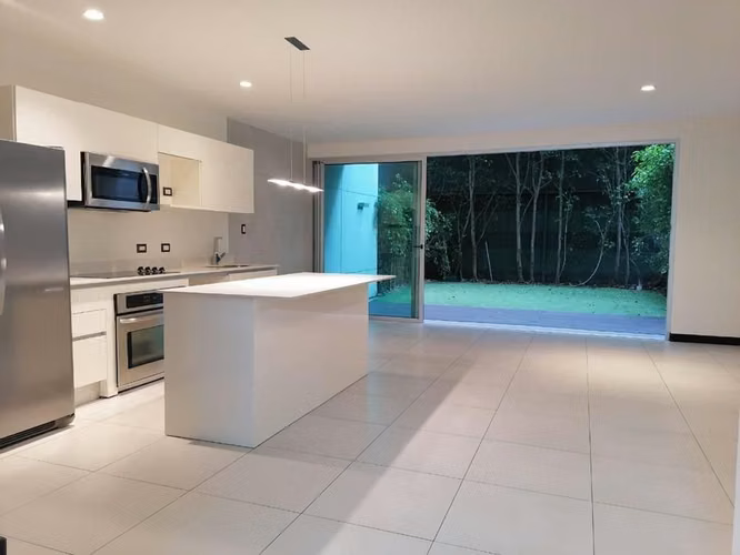 VENTA DE CASA  EN CONDOMINIO FUTURA PARA INVERSIÓN - Imagen 11