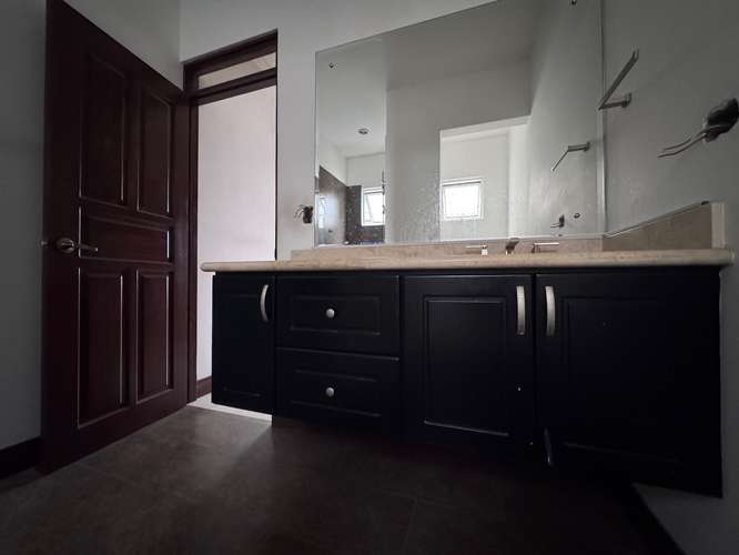 Venta de casa de Dos Plantas en Condominio Tramonto - Imagen 7