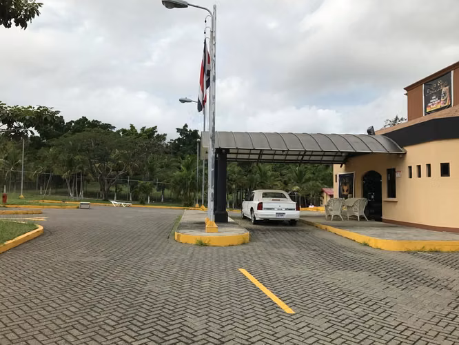 CarrilloProyecto excelente!!!!! Listo! Agua y electricidad tapias perimetrales 2500 m construidos - Imagen 2