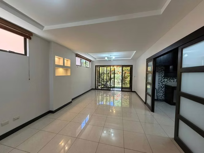 Casa en Venta en Condominio Tierras de Café, Heredia Amplia y Moderna - Imagen 7