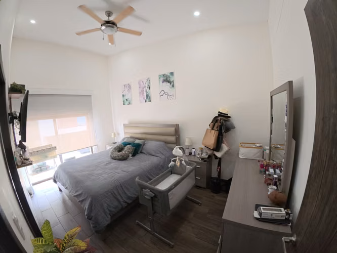 Amplia casa de 170 m² con extras y excelente ubicación ( JS 1322 25 )