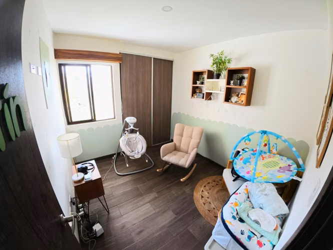 Amplia casa de 170 m² con extras y excelente ubicación ( JS 1322 25 )