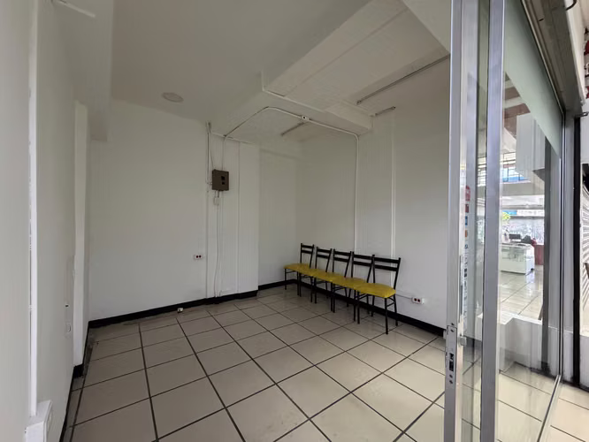 Locales comerciales en Avenida Central – Corazón de San José - Imagen 8