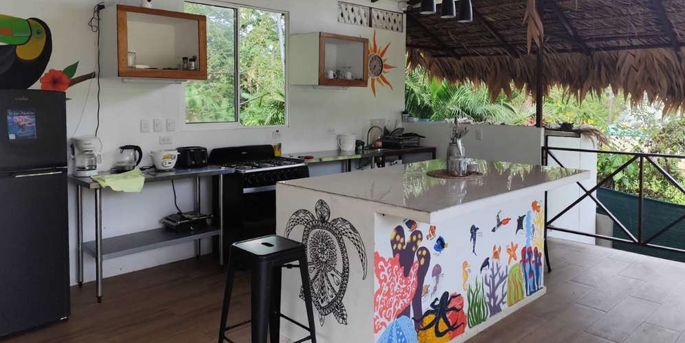 Casa 5 habs en Cahuita Talamanca - cerca Parque Nacional - playa y