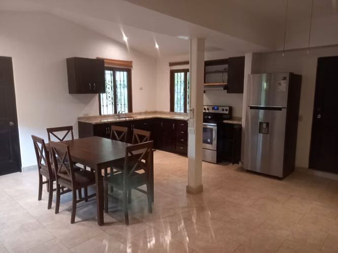 Casa de 2 Habitaciones en Alquiler – Brasilito, Santa Cruz,  Guanacaste
