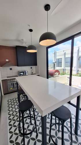 Nuevo aparta estudio en Skyhouse, San Sebastián/ Parqueo/ Exc Amenidades - Imagen 9