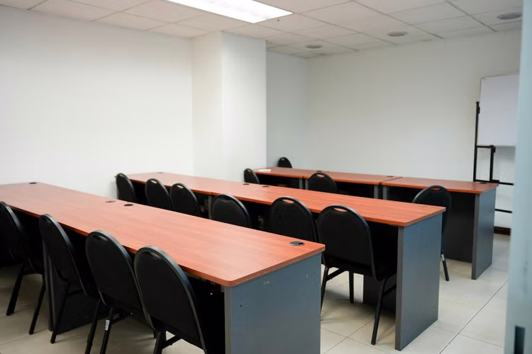 ED-188 | EDIFICIO EN SAN JOSE - Alquiler $50.000 -Venta $6.500.000
