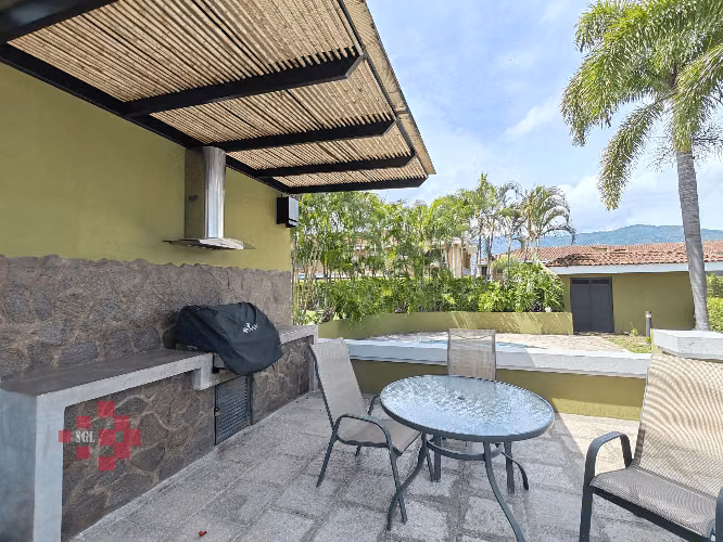 Casa en venta, Santa Ana, Pozos