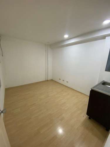 LOCAL EN ESCAZU - Imagen 3