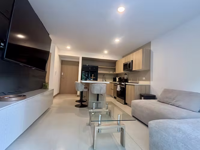 Rebajado. Apartamento para estrenar, totalmente amueblado. A pocos metros de la playa - Imagen 10