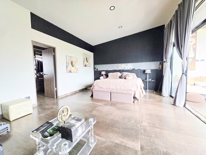 Venta de casa en Guachipelín de Escazú