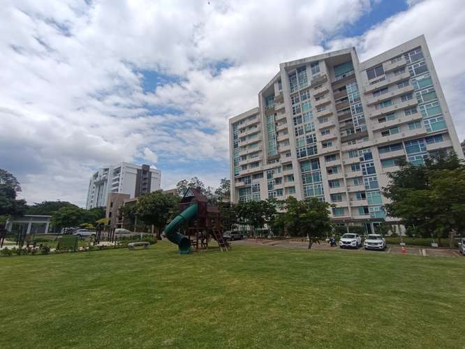 Apartamento de 1 habitación + oficina en Torres de Heredia. Barreal de Heredia