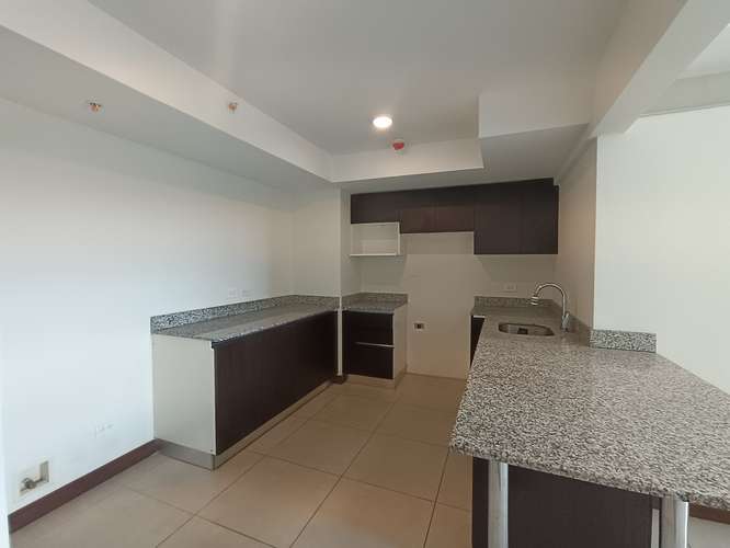 Penthouse en Torres de Heredia, Barreal