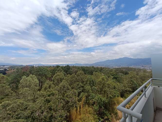 Penthouse en Torres de Heredia, Barreal
