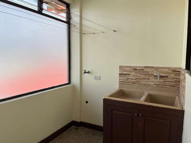 ALQUILER APARTAMENTO 2 HAB UN NIVEL GUADALUPE