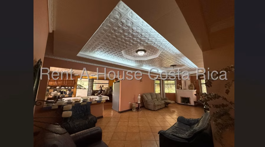 G.A. Venta de Quinta en San Rafael de Heredia.