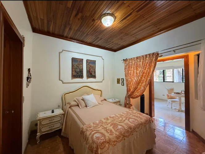 G.A. Se Vende Complejo con casa principal y 20 apartamentos. San Lorenzo, Heredia.