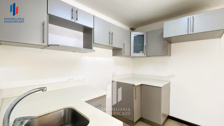 Venta de Casa en Condominio, Trejos Montealegre, San Rafael de Escazú - Imagen 6