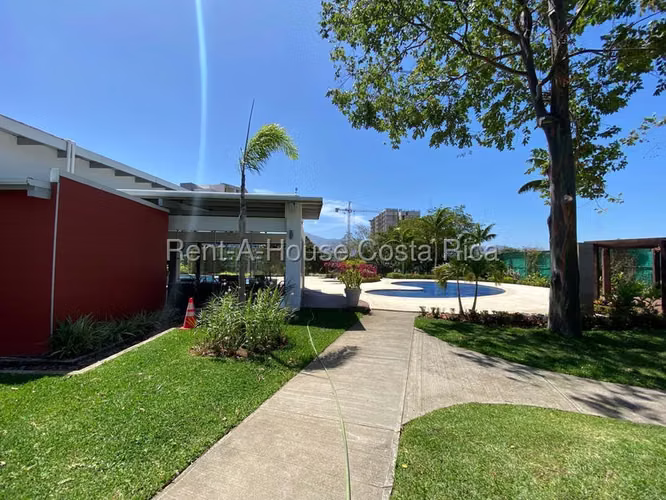Apartamento en Venta en Torres de Heredia | 1 Habitación | Piso 11 H.A. 27-33